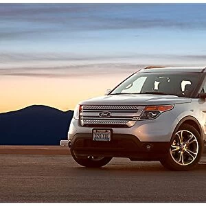 Ford Explorer Limited, 2013, Silver
