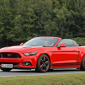 Ford Mustang 5. 0 GT Cabriolet 2016 Red