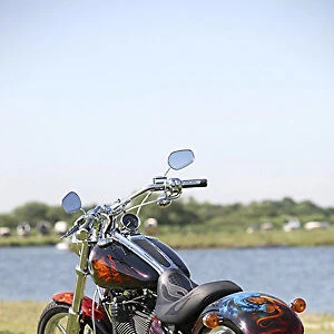 Harley Davidson Dyna Wide Glide custom paint release form 03-06-2011-03