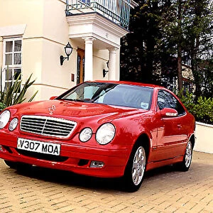 Mercedes-Benz CLK Coupe, 2000, Red