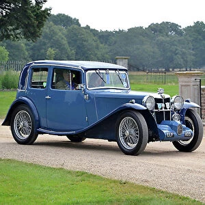 MG KN Pillarless Magnette Saloon 1935 Blue 2-tone
