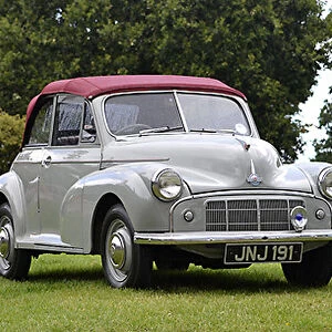 Morris Minor Convertible 1955 Grey red trim