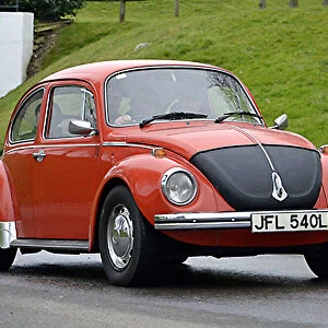 VW Volkswagen Beetle Classic Beetle 1600, 1972, Orange, & black