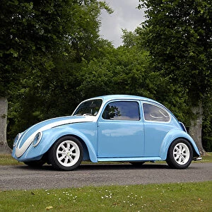 VW Volkswagen Beetle Classic Beetle (Cal look) 1975 blue and white