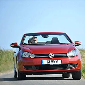 VW Volkswagen Golf Cabriolet Tdi, 2011, Red, metallic