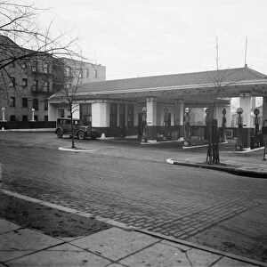 AMOCO GAS STATION, c1925. Amoco gas station at 14th and Belmont streets in Mount Pleasant