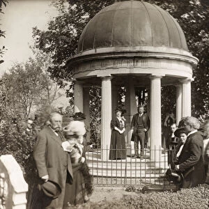 HERMITAGE: JACKSON TOMB. President Theodore Roosevelt at the tomb of Andrew Jackson
