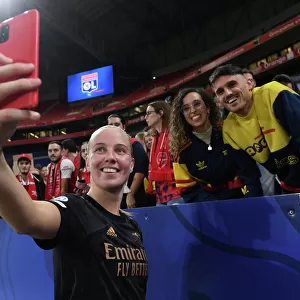 Arsenal Women's Champions League: Beth Mead Celebrates with Fans After Olympique Lyonnais Victory