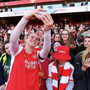 Arsenal Women's Team: Alessia Russo Celebrates with Fans after Arsenal v Aston Villa Match, 2023-24