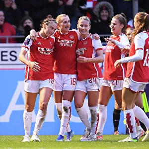 Arsenal Women's Team Triumphs Over Brighton & Hove Albion in Barclays Super League: Caitlin Foord Scores Second Goal