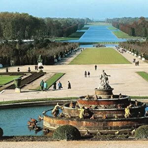 France, Ile-de-France, Versailles, Bassin de Latone in gardens of Versailles
