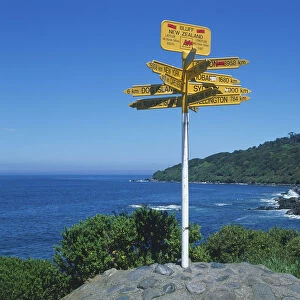 New Zealand, South Island, International signpost at Stirling Point, Bluff, Invercargill
