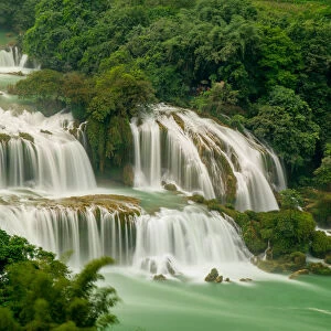 Ban Gioc / Detian Waterfall in Vietnam above view