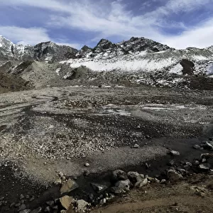 Mehra Peak mountain, Everest base camp trek