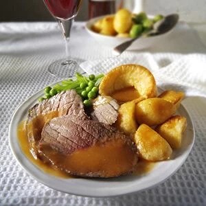 Roast beef Yorkshire pudding and gravy