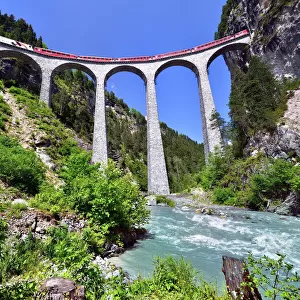 Heritage Sites Rhaetian Railway in the Albula / Bernina Landscapes