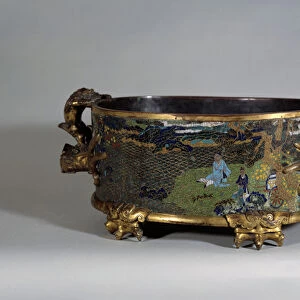 Chinese art: pot cache in cloisonne email. 16th century Paris, decorative arts
