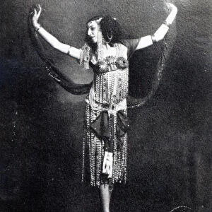 Ida Rubinstein in the role of Salome (b / w photo)