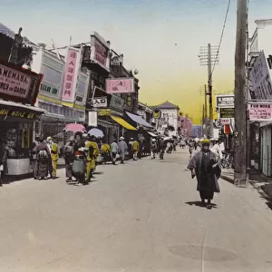 Japan, c. 1912: Matomachi Street, Kobe (photo)