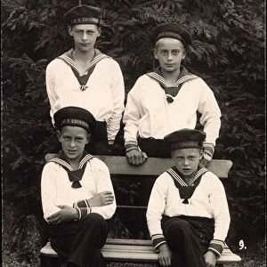 Prince Wilhelm, Prince Louis Ferdinand, Prince Hubertus, Prince Friedrich (b / w photo)
