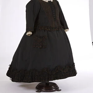 Queen Victorias dress, 1890s (silk & net)