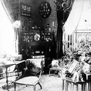 Victorian Drawing Room, c. 1860-99 (b / w photo)