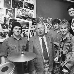Edward Heath pictured with local band Bill Podmoore