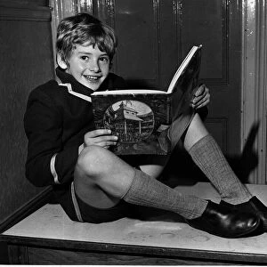 Mark Lester boy / child actor November 1967
