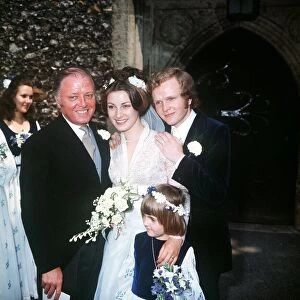 Michael Attenborough (son of Richard Attenborough) marries Jane Seymour