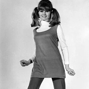 Reveille Fashions: Margaret Lorraine. April 1968 P006635