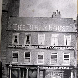 The second Bible House building, in 1901, which is now the Market Lane public house in