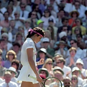 Wimbledon Ladies Tennis. Gabriella Sabatini v. Steffi Graf. July 1991 91-4293-136