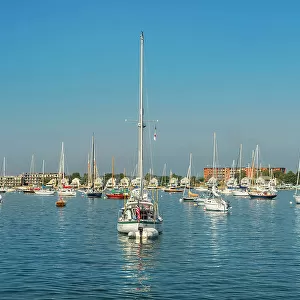 Rhode Island, Newport, sailboats on Narragansett Bay