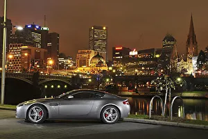 2009 Aston Martin V8 Vantage Coupe - Tungsten Silver 2009 Aston Martin V8 Vantage Coupe - Tungsten Silver