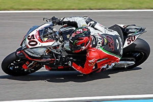 Aprilia RSV4 Factory