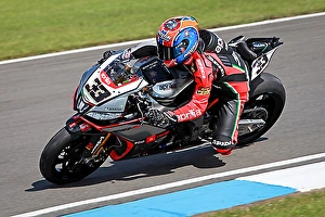 Aprilia RSV4 Factory