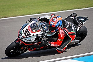 Aprilia RSV4 Factory