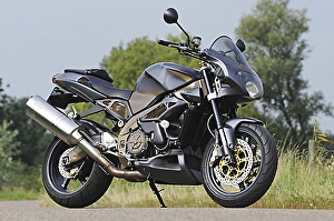 Aprilia Tuono RSV