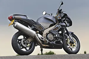 Aprilia Tuono RSV