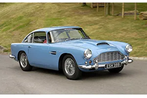 Aston Martin DB4 GT
