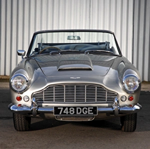 Aston Martin DB4 GT