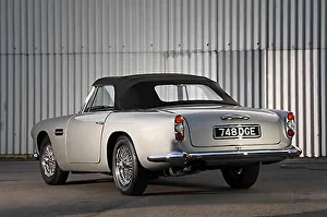 Aston Martin DB4 Convertible