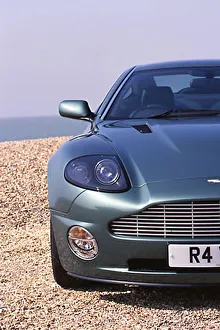 Aston Martin Vanquish S