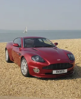 Aston Martin Vanquish S
