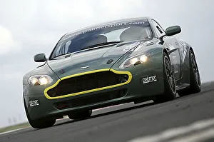 Aston Martin Vantage N24