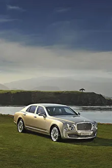 <b class=qtipBold><figcaption>Bentley Mulsanne Britain</figcaption></b><br><br><em>© Copyright Car Photo Library - All Rights Reserved</em> Bentley Mulsanne Britain