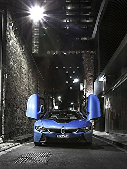 BMW i8 (Hybrid Supercar)