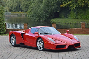 <b class=qtipBold><figcaption>Ferrari Enzo, 2004, Red</figcaption></b><br>Ferrari Enzo 2004 Red<br><em>© www.carphoto.co.uk</em> Ferrari Enzo, 2004, Red
