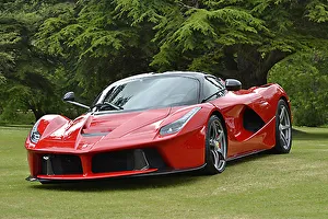 <b class=qtipBold><figcaption>Ferrari LaFerrari, 2015, Red</figcaption></b><br>Ferrari LaFerrari 2015 Red<br><em>© www.carphoto.co.uk</em> Ferrari LaFerrari, 2015, Red