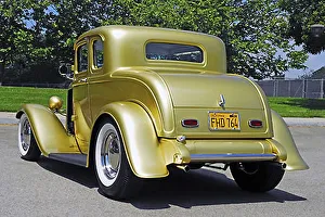 Ford SO-CAL Speed Shop 5 window coupe